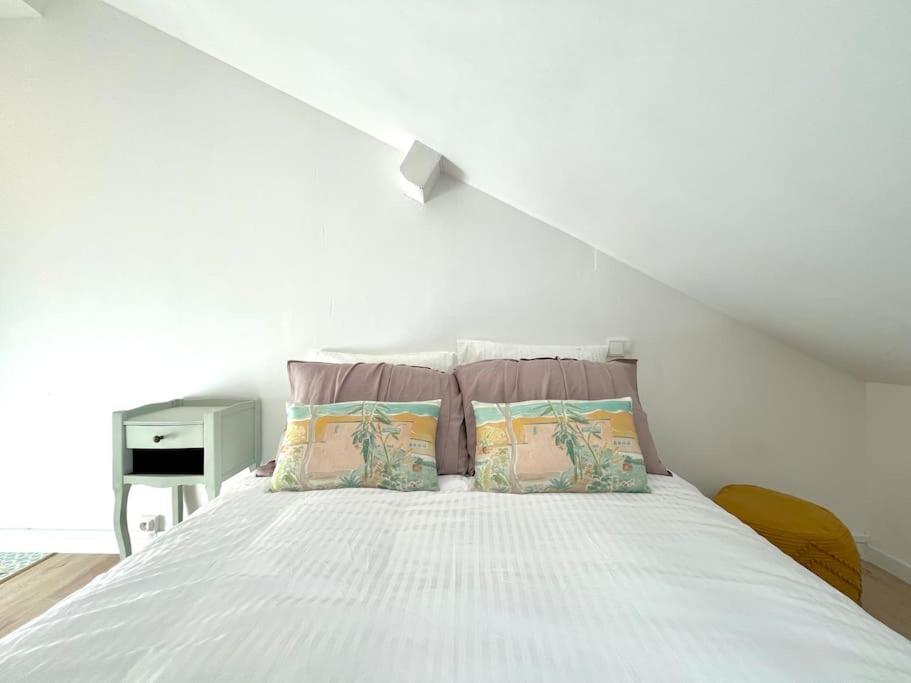 Studio Jade : Charmant Logement Place Clemenceau Apartment Pau Luaran gambar