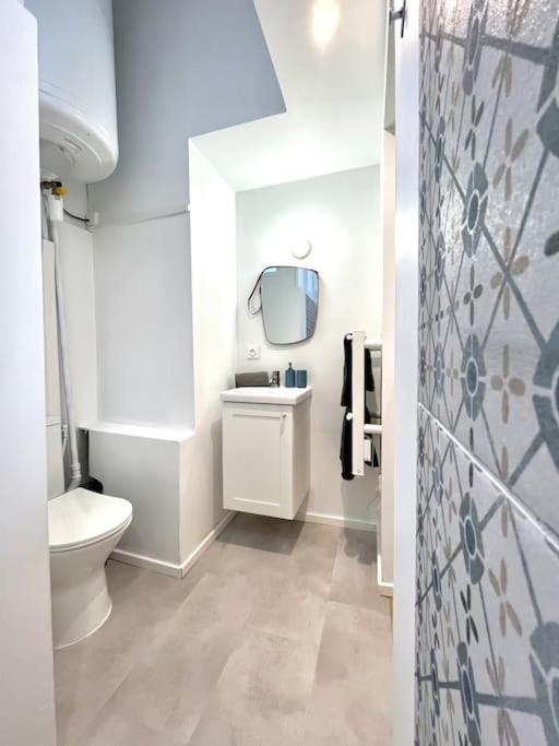 Studio Jade : Charmant Logement Place Clemenceau Apartment Pau Luaran gambar